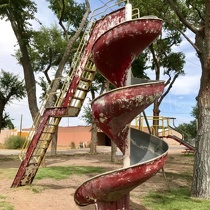 L1015 1980s.jpg