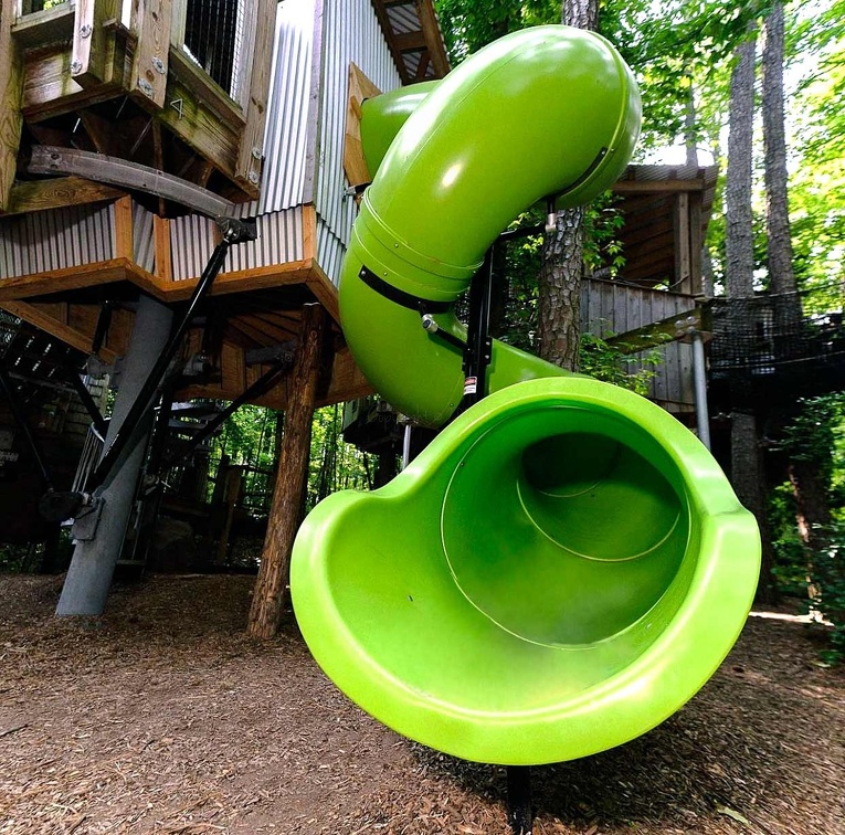 5909-12-foot-deck-Spiral-Gecko-Green