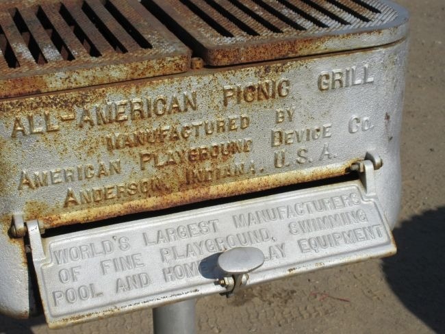 All American Picnic Grill Closeup